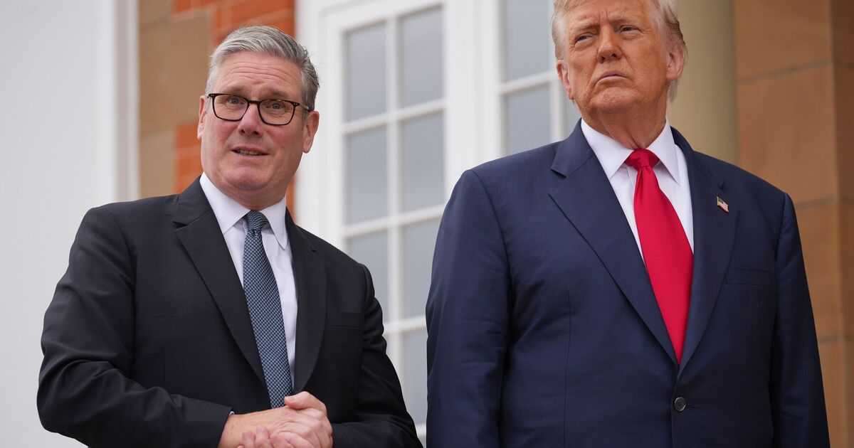 Starmer critique le plan de Trump pour la paix en Ukraine : « Il faut y travailler ! »