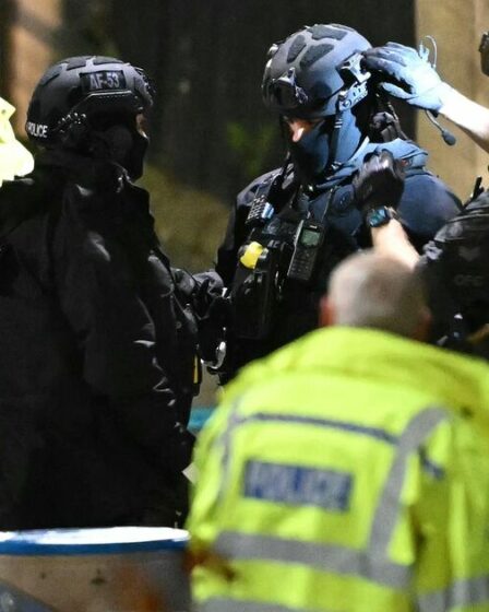 Un fan de Nottingham Forest « maniaque du couteau chargé » avant d'être poignardé lors d'une attaque de train