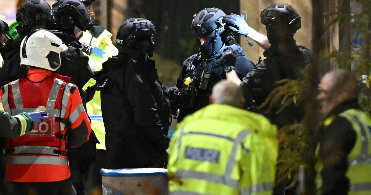 Un fan de Nottingham Forest « maniaque du couteau chargé » avant d'être poignardé lors d'une attaque de train