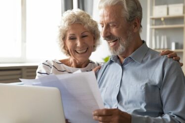 Les personnes ayant atteint l’âge de la retraite pourraient bénéficier d’une aide financière supplémentaire du DWP