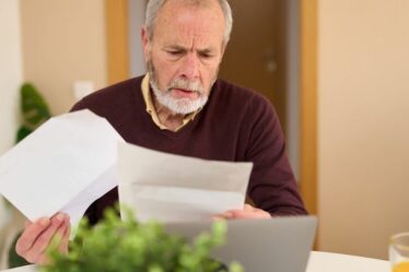 DWP dit que des milliers de personnes manquent 80 £ supplémentaires par semaine