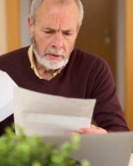 DWP dit que des milliers de personnes manquent 80 £ supplémentaires par semaine