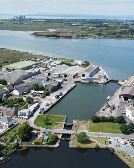 Un village portuaire original avec une superbe marina et une faune unique est un joyau britannique peu connu
