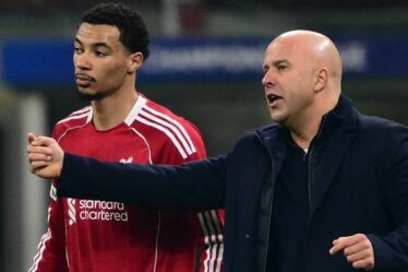 Arne Slot fait le point sur les blessures d'Hugo Ekitike et fait une promesse à Liverpool