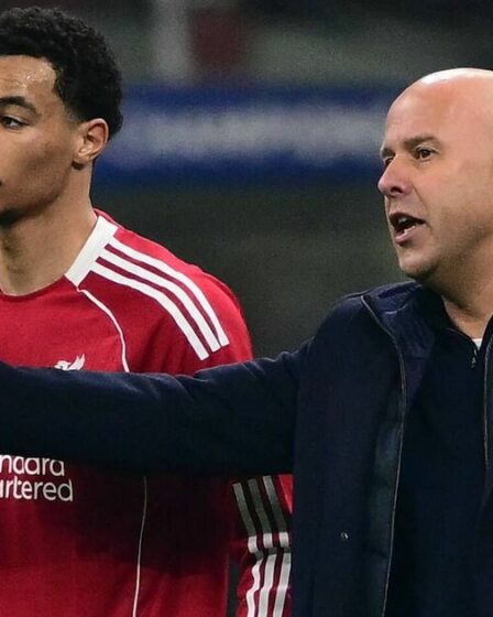 Arne Slot fait le point sur les blessures d'Hugo Ekitike et fait une promesse à Liverpool