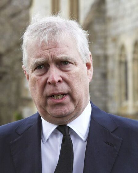 Epstein Files LIVE : nouvel e-mail explosif entre "Andrew" et Epstein à propos de "belle fille"