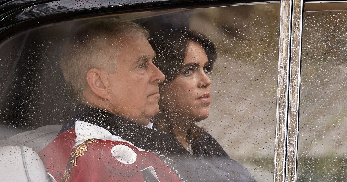 Famille royale EN DIRECT : Andrew sous le choc alors qu'Eugénie passe au "niveau de Brooklyn Beckham" sans contact