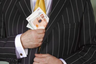 Le DWP a demandé de mettre fin aux pensions de l'État pour les personnes gagnant plus de 50 000 £ suite à de nouveaux appels