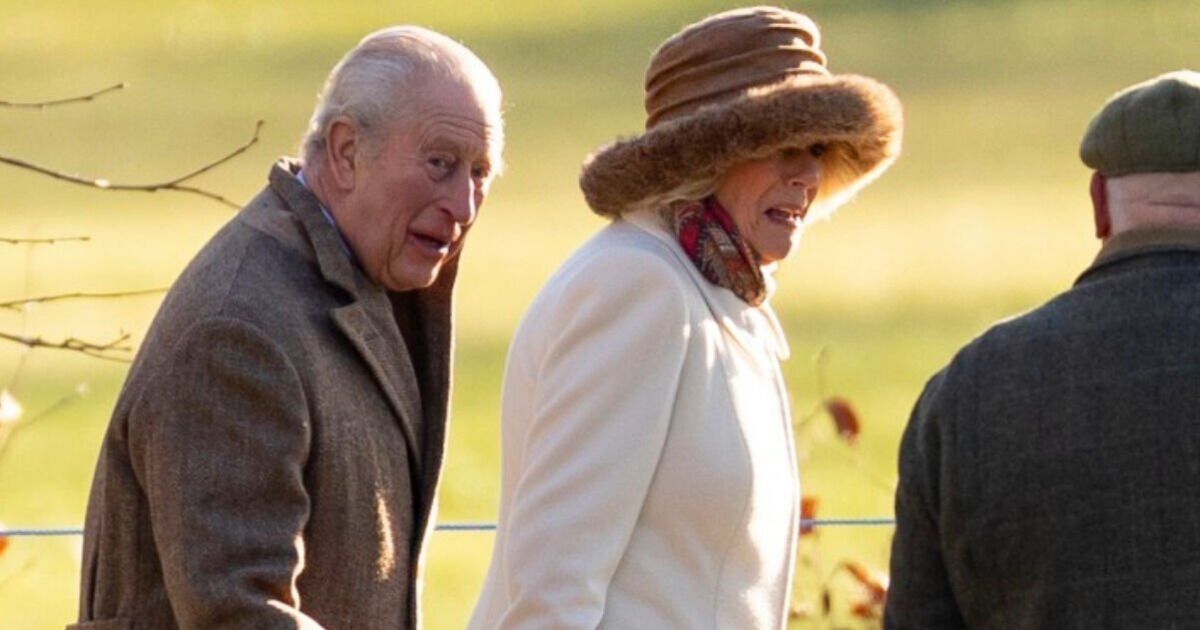 Le roi Charles et la reine Camilla se réchauffent pour l'église de Sandringham après Noël