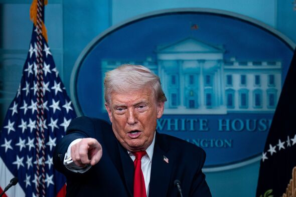 La Maison Blanche tient une conférence de presse marquant le premier anniversaire du deuxième mandat de Trump La Maison Blanche tient une conférence de presse marquant le premier anniversaire du deuxième mandat de Trump