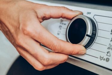 Les ménages britanniques sont invités à laver leurs vêtements à 1 température en février