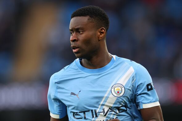 MANCHESTER, ANGLETERRE - JANVIER 24 : Marc Guehi de Manchester City lors du match de la Premier League entre Manchester City et Wol