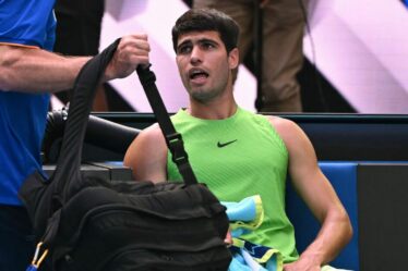 Open d'Australie EN DIRECT : Carlos Alcaraz provoque le chaos alors que la star fait face à des sanctions