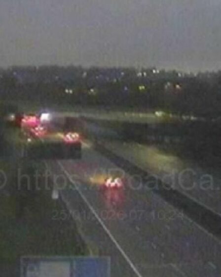 Trafic M1 : voies fermées après un accident impliquant trois véhicules provoquant des retards près de Watford