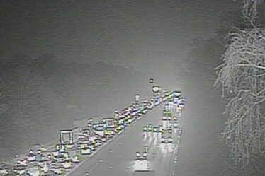 Trafic M3 EN DIRECT : un incendie de véhicule provoque le chaos pour les conducteurs confrontés à des retards de 90 minutes