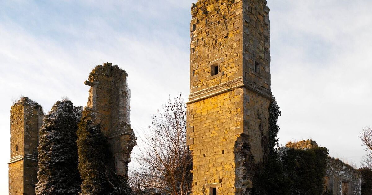 Charmant village avec une belle chapelle, idéal pour une retraite paisible à la campagne
