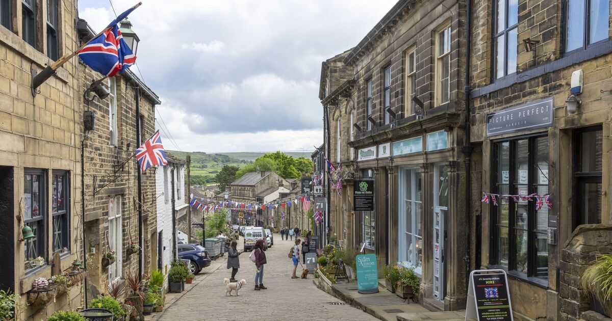 Magnifique village britannique qui abritait l'auteure des Hauts de Hurlevent, Emily Brontë