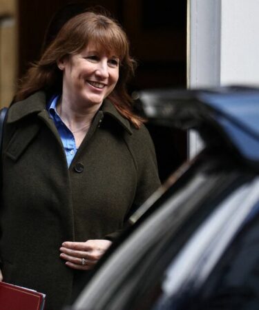 Réponse donnée dans un délai d'une semaine sur la modification de l'abattement fiscal personnel de 20 000 £