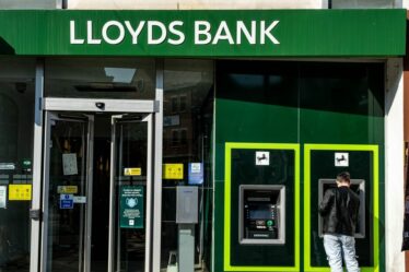 Lloyds donne 500 £ aux clients et 1 200 £ supplémentaires aux épargnants