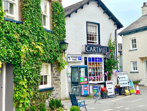 Le village de Cartmel en Cumbrie Le village de Cartmel en Cumbrie