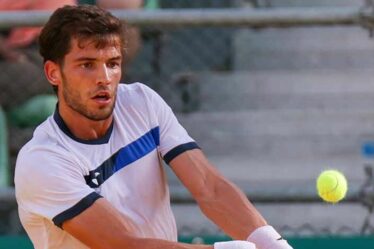 La star du tennis a dit que sa famille serait kidnappée et qu'il serait tué s'il ne truquait pas le match