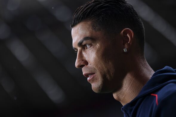 Cristiano Ronaldo du Portugal parle aux médias Cristiano Ronaldo du Portugal parle aux médias