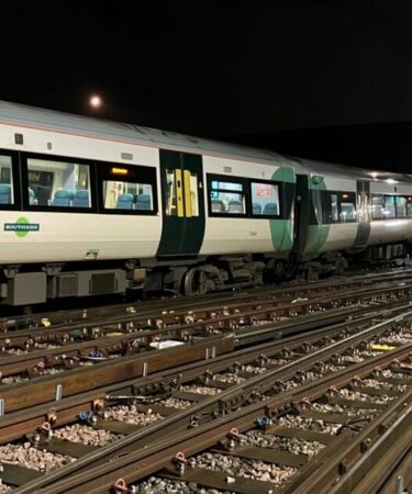 Déraillement de train à Selhurst EN DIRECT : Chaos alors que le plus grand opérateur ferroviaire du Royaume-Uni prévient de « ne voyagez pas »