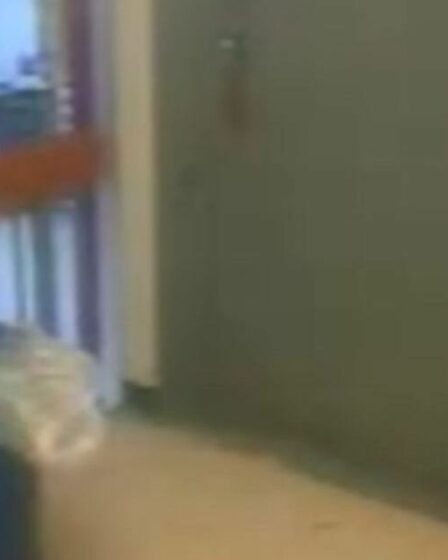 Des images effrayantes montrent le moment où les gardiens de prison trouvent le corps d'Epstein