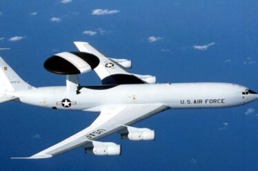 Des vols militaires américains observés au-dessus de l'Europe après l'ultimatum effrayant de 10 jours de Trump