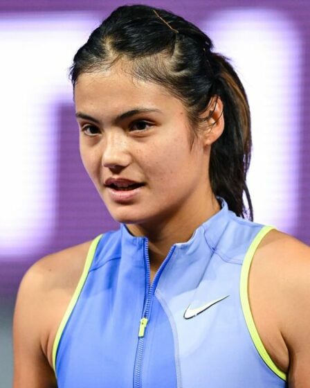 Emma Raducanu réussit un retour épique pour éviter l’énorme surprise du Transylvania Open contre le n°97 mondial