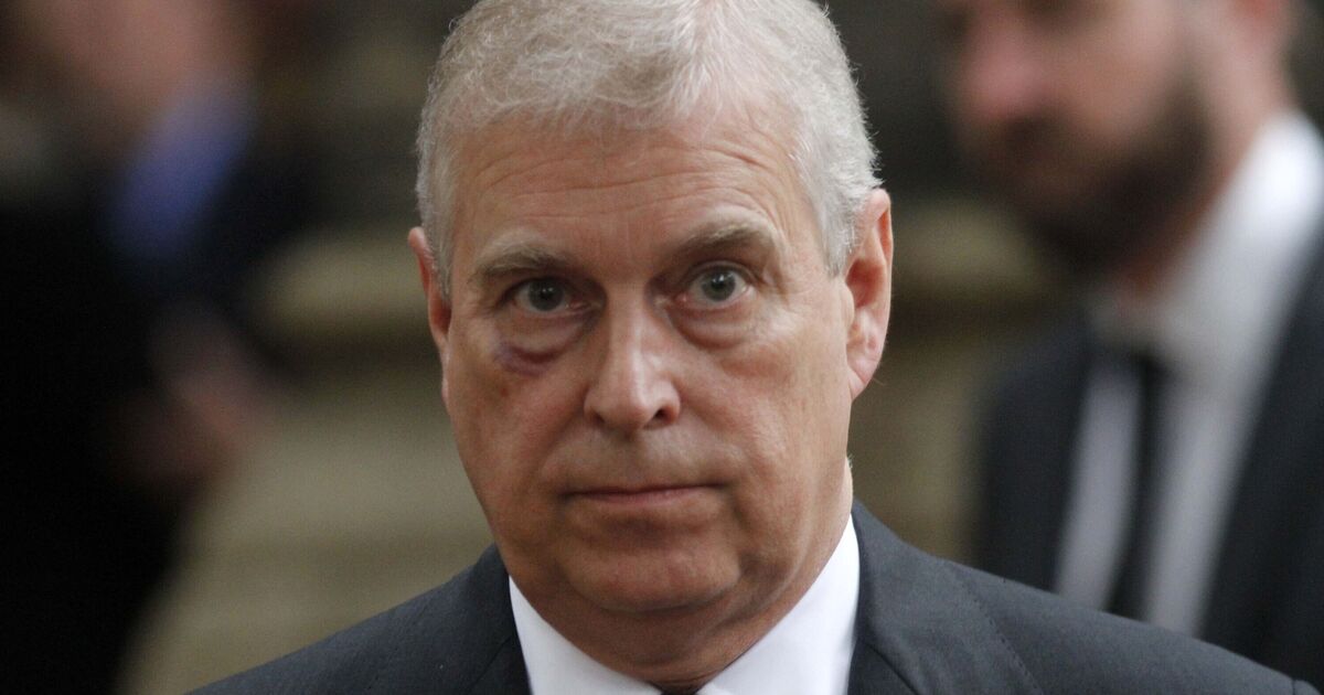 Famille royale EN DIRECT : Andrew a dit à Epstein qu'il voulait être son « animal de compagnie » dans une sombre mise à jour par courrier électronique
