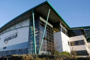 Indignation alors qu'Amazon ferme un entrepôt géant de 500 millions de livres sterling au Royaume-Uni – les employés sont contraints de déménager