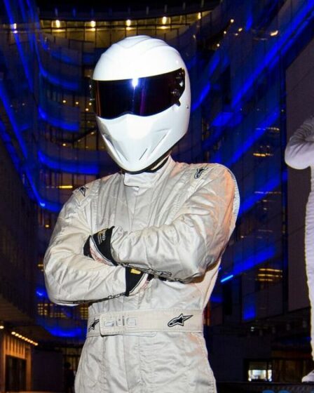 "J'étais une star de la F1 avant d'arrêter la compétition pour prendre le poste de The Stig sur Top Gear"