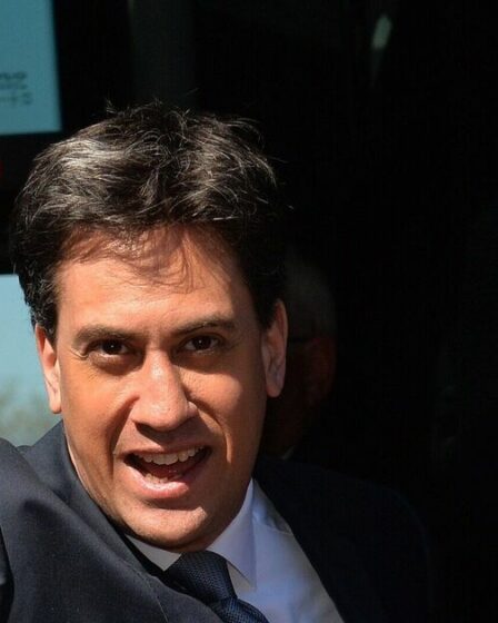 La « pure hypocrisie » des travaillistes sur les voitures électriques condamnée – « une règle pour eux, une autre pour nous »