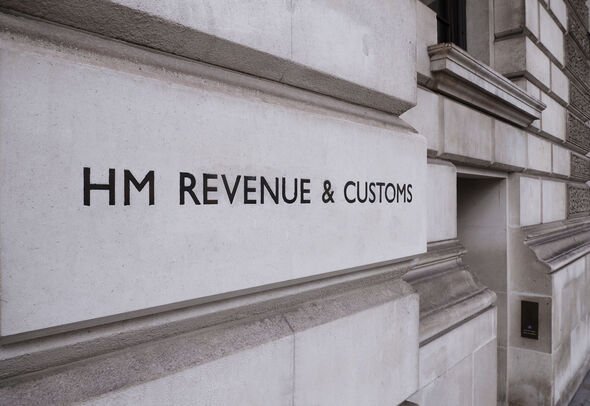Gros plan sur le panneau HM Revenue and Customs