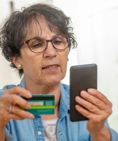 Le HMRC publie une déclaration sur les modifications fiscales de l'État pour les retraités à partir d'avril