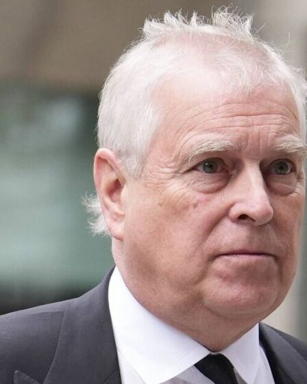 Les téléspectateurs de la BBC disent "me donnent envie de vomir" à cause des commentaires de Dimbleby sur Andrew