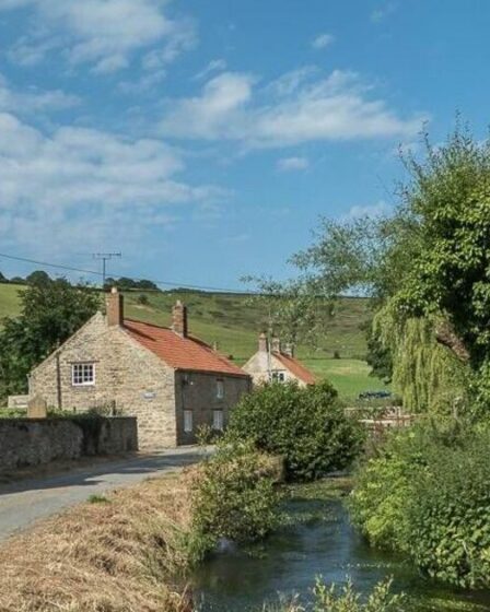 « Magnifique » village avec église saxonne et promenades « magiques » en forêt