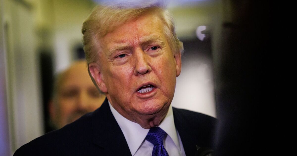 Moment choquant où Donald Trump est humilié lors du Super Bowl par « le stade tout entier »