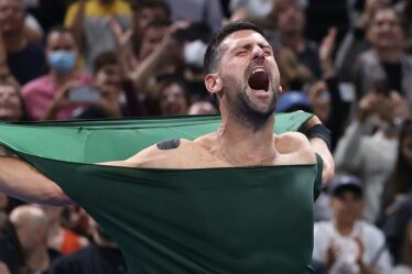 Novak Djokovic admet qu'il se sent comme un Grec lorsqu'il parle du déracinement de sa famille