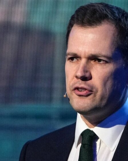 Politique EN DIRECT : Robert Jenrick déclenchera la guerre contre les avantages de la Grande-Bretagne dans un discours explosif