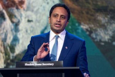 Politique EN DIRECT : Zia Yusuf, du Parti réformateur britannique, fera une annonce massive en matière d'immigration