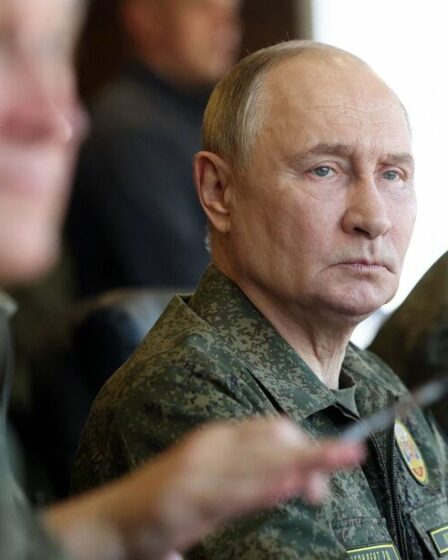 Poutine humilié alors que les pertes croissantes le rapprochent d’une énorme décision concernant l’Ukraine