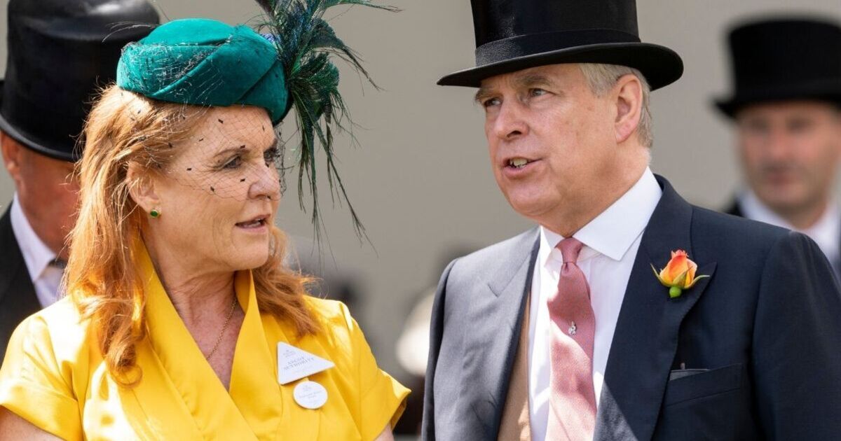 RÉCAPITULATIF de la famille royale : les craintes de Sarah Ferguson « révélatrices » montent alors que l'expert émet un avertissement à Harry