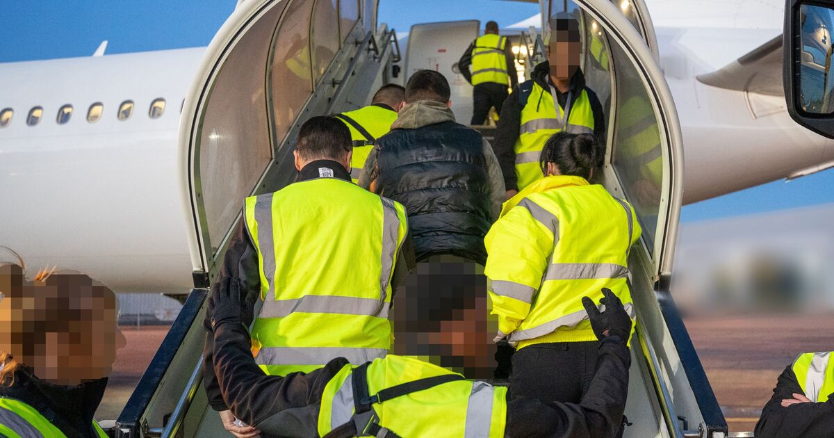 Un migrant « avale une batterie de vape » pour éviter d'être expulsé quelques heures avant son vol en provenance du Royaume-Uni