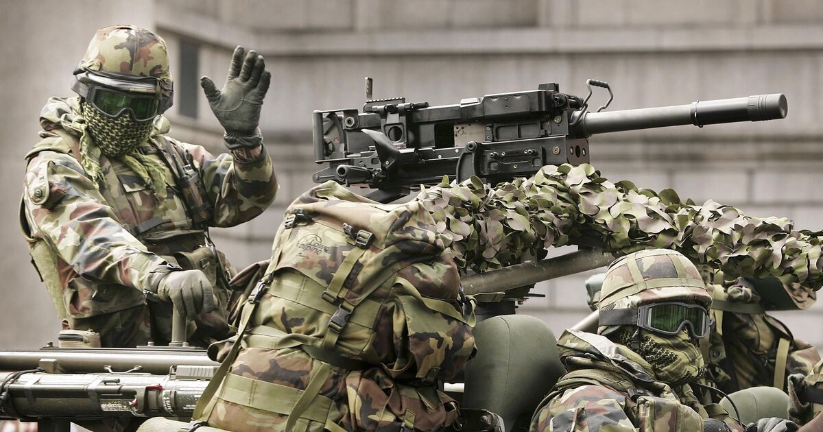 Un pays de l’UE envisage de renforcer son armée en promettant la citoyenneté aux soldats migrants