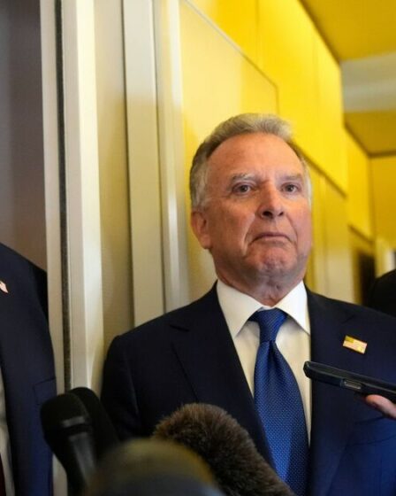 Le verdict bizarre en 9 mots de Donald Trump sur la question de savoir si la Russie aide l'Iran à riposter