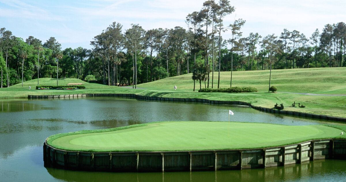 Un tireur tue deux personnes et s'échappe sur le parcours du Players Championship avec un événement retardé