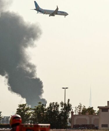 Derniers conseils aux voyageurs à Dubaï, à Chypre, au Qatar et en Grèce alors qu'un avertissement de « refuge sur place » a été émis