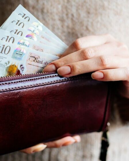 Les retraités de l'État ont reçu une augmentation de 9 300 £ après les modifications de la loi sur l'épargne